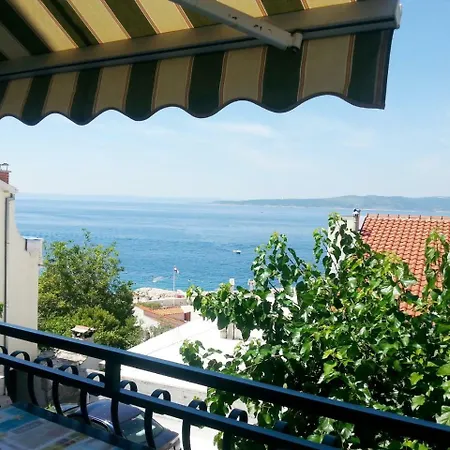 Nikola Villa Brela